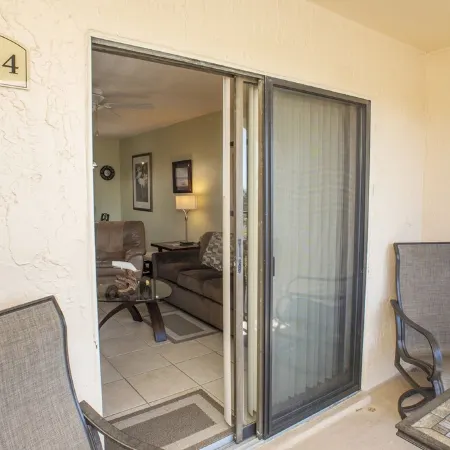 OCEAN VIEW Villa. Steps to the Beach! Pool, Hot Tub, SPECIAL OFF-SEASON RATES!
