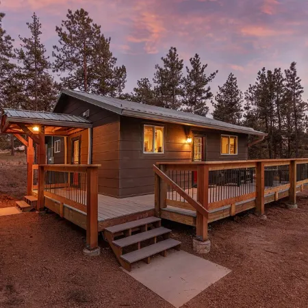 Dog-friendly Cabin - The Fossil Lodge