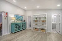 Firefly Cottage in Park Circle now Available! Great backyard close to everything