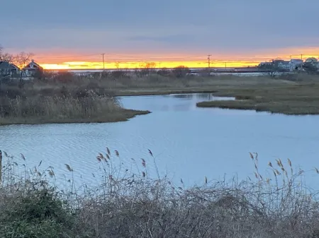 Waterviews and Walking distance to beach.