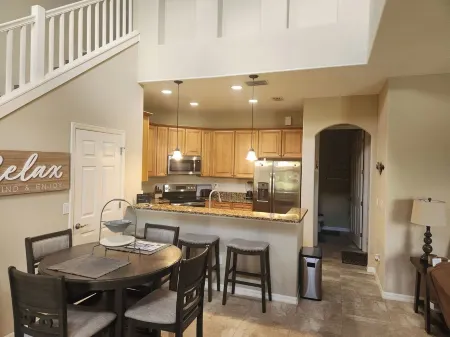 Looking for a Resort Feel? Waterfront Property! Отели в г. Форт Майерс