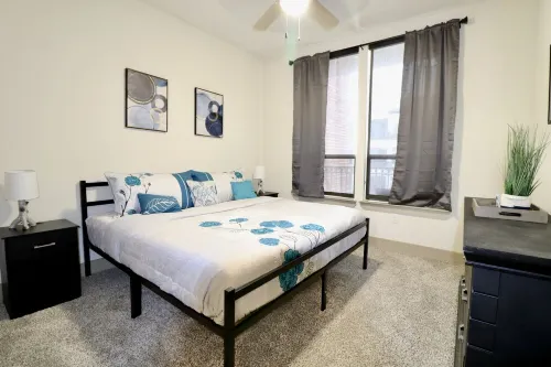Luxury King Suite/Pool/SkyLounge