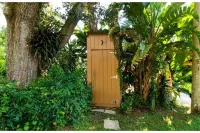 "The Blue Grotto" Entire Home, Weeki Wachee River