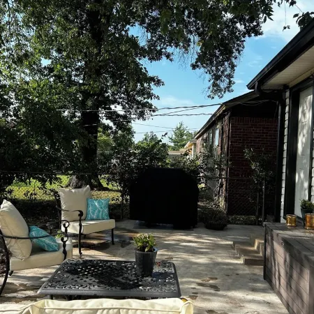 Peaceful neighborhood within minutes to many of the greater Tulsa venues