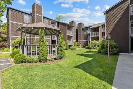 Walk to Downtown Blowing Rock - Pet Friendly with 2 Primary Bedrooms Отели в г. Blowing Rock