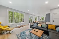 NEW Build Modern House,Hot Tub, BBQ,Air Hockey,foosball Hotels in Netarts