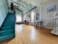 Vaulted Loft in Historic Bank on Hertel King Bed + Walk to Shops