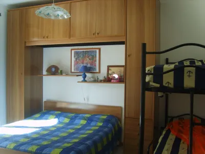 TWO-ROOM APARTMENT WITH TERRACE Hotels near Camping DELPHIS sul mare: bungalow tende camper roulotte