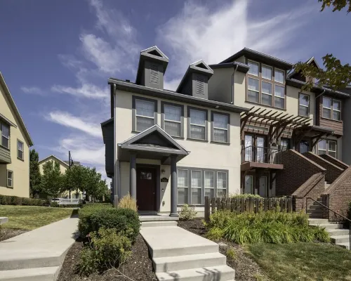 2 Story Townhome Within 30 Minutes of Everything Hoteles en Midvale
