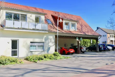 Comf. mod. Apartment -Anker-(120m2) in the middle of Steinhude, wallbox, parking lot, WLAN,