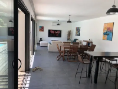 July.august villa rental andernos les bains