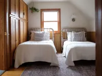 Cozy home walkable to downtown Two Harbors Hotels in Two Harbors