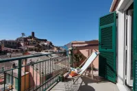 Casa Colomba in Vernazza Cinque Terre private apartment terrace with sea view