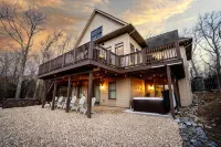 Stunning Views, Hot Tub, Impeccable Design