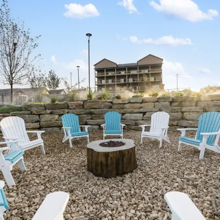 The Table Rocker • Ozark Family Retreat, 5BR 7 BA