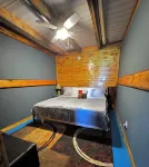 New Rustic Retreat, Firepit & Games, Hiking,Boating & Fishing near Lake Rathbun