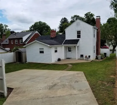 South Hills Charmer Hotel in zona Sycom Technologies