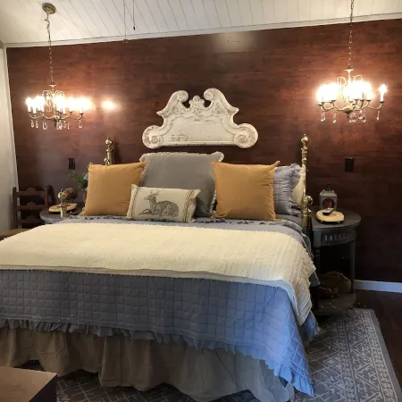 Schwestern Haus Long Term Rental Discount Available.
