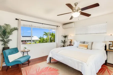 Kona Ocean View Home - Downtown, Fruit Trees, Sunset views