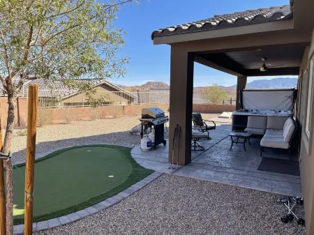 Beautiful Luxury Home with a Spa