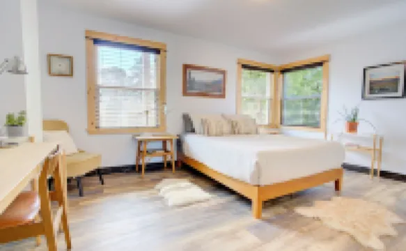 Lovely Spacious Home In Downtown White Salmon