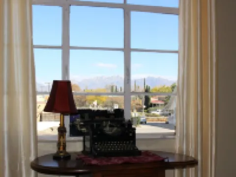 Billy the Kids getaway in heart of Historical Mesilla Plaza, N.M. โรงแรมในMesilla