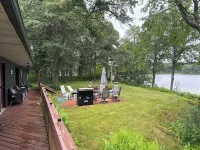 Cozy home on private lake close to ATV snowmobile trails.