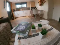 YOUR CALM AND COZY CHALET 200 M FROM THE BEACH