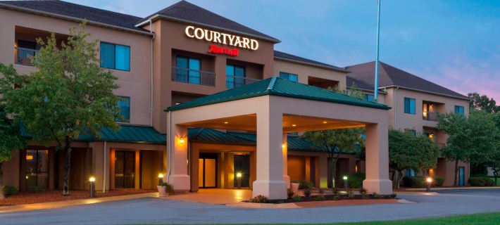 Courtyard Akron Fairlawn Hotels in Summit County