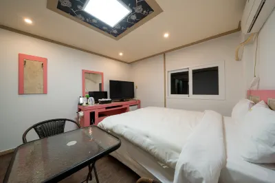 Pocheon Seokwa Motel Hotels near Pocheon Hantan River Sky Bridge