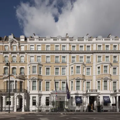 DoubleTree by Hilton London Kensington Hotels near Baden-Powell House