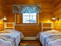 Aittolahti 2 Hotel dekat Kuorejärvi lean-to
