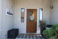 Large Luxurious Coastal Home!! Hot tub, Pet friendly, & Beautiful Coastal views Hotels in Dillon Beach