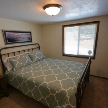 Black Hills Cabin Located Off The Beaten Path Perfect For Some R&R at Miners!