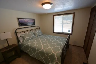 Black Hills Cabin Located Off The Beaten Path Perfect For Some R&R at Miners!
