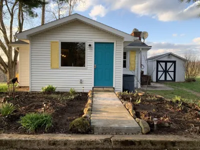 Country Cottage Farm Stay at Stoneycreek Acres Hotels near Target