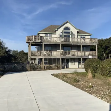 A Beach Vacation Gem.  Just 4 Summer Weeks Left.