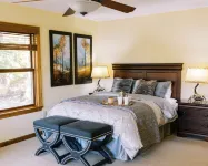 10-min. drive to Cashiers. Scenic lake and mountain range vistas. Hotels in Hamburg