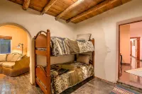 Tierra de Milagros~Great Place for the Balloon Fiesta! Serene ~ Private ~ Secure 샌도벌 군 호텔