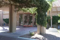 5 STAR ACCOMIDATIONS AT A 2 STAR PRICEDISCOUNT 1000 ON 2 MONTH RENTALS - 2-Star