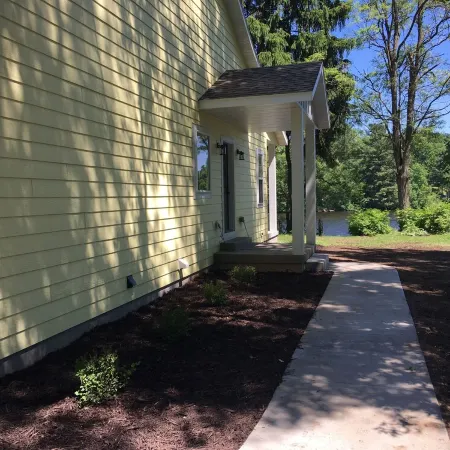 Sunflower House on Lake Wissota