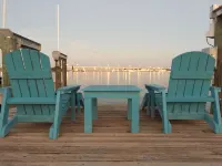 "Blue Mind" - A Waterfront Home’s Guest House with deep water dockage.
