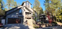 Ranked #1 by VRBO in Flagstaff for 4 years! AC, Pets and Hot Tub! - 4 ดาว