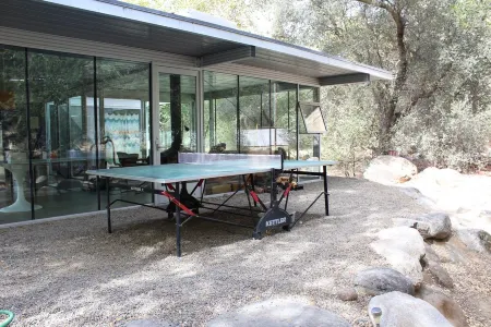 Glass home, with river, night sky & privacy What more can you ask for?