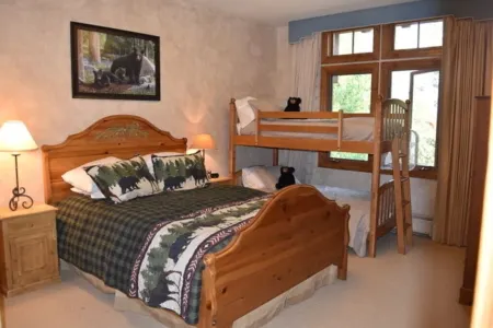 Best/closest location to the slopes and newly redecorated.