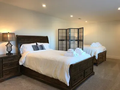 Hilltop Beauty with Breathtaking San Francisco View Hotel in zona Mar Vista Stables
