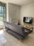 Spacious 2 bedrooms / closed private parking