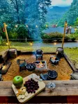 MTN View Retreat, Hot Tub, Game Room & Pizza Oven, Deck, Fire Pit & King Master