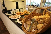 Apart Hotel Deutschmeister - breakfast