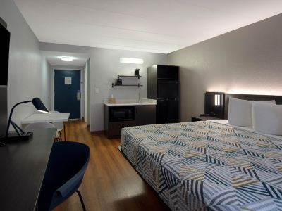 Motel 6 Merrillville, IN